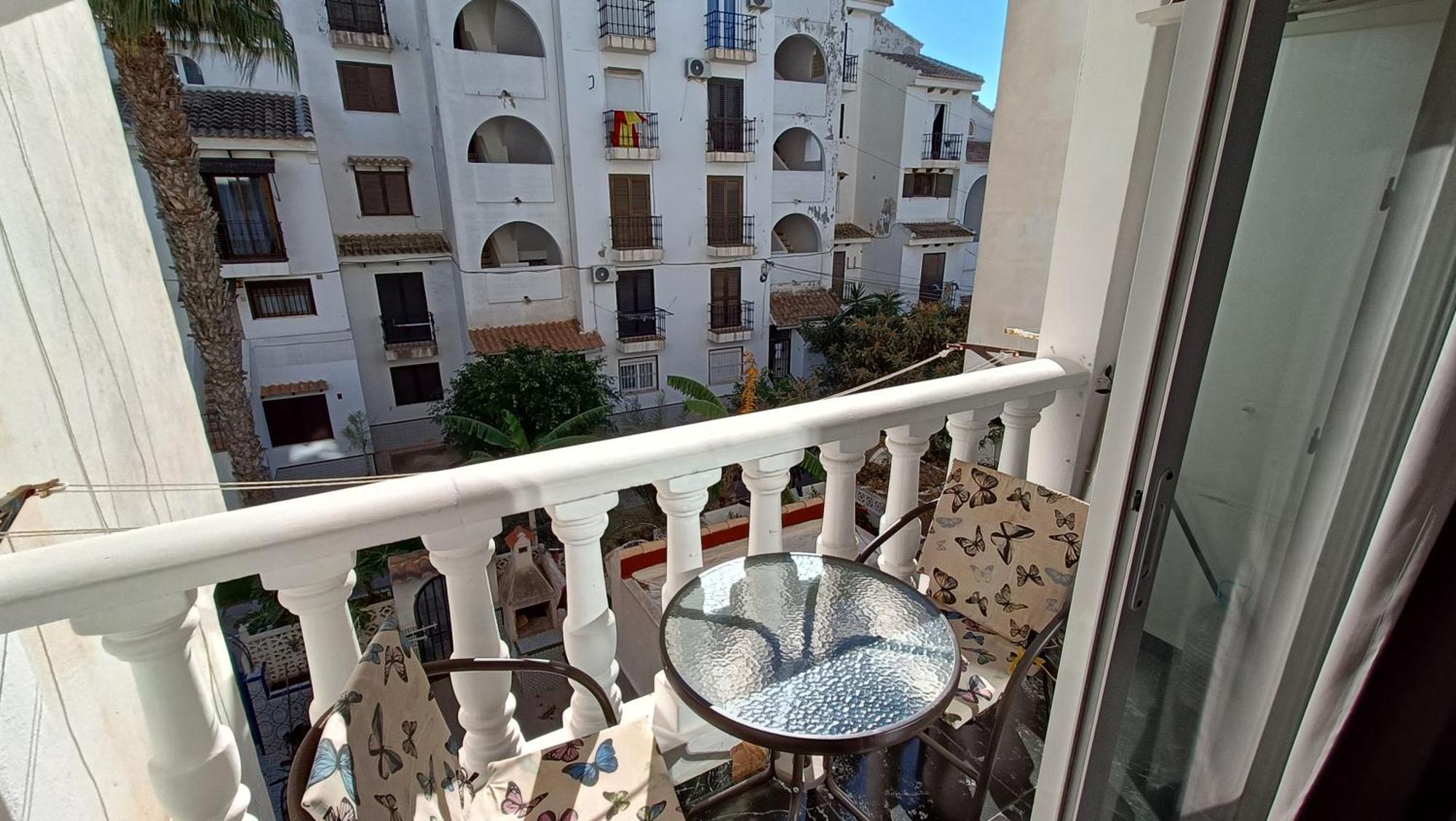 Apartamento Inez Τορεβιέχα Εξωτερικό φωτογραφία